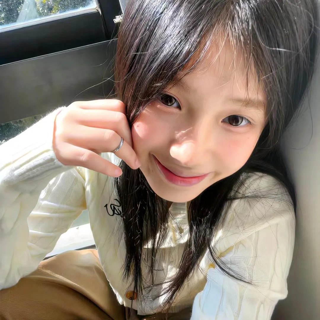 艳谍飘香